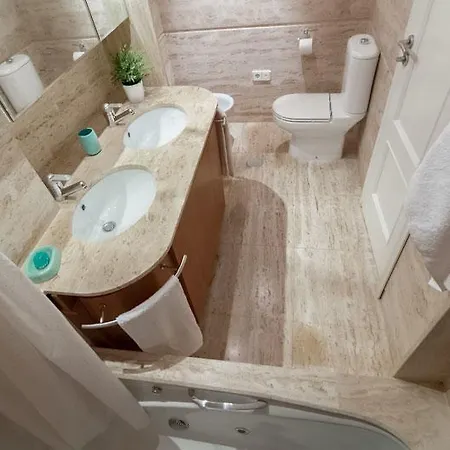 Διαμέρισμα Ag Aguamarina 5 *